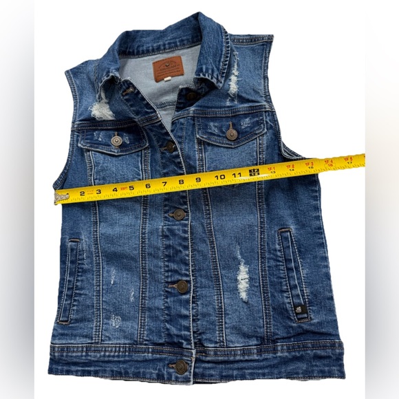Enjean Premium Denim Vest Distressed Women’s Medium Jean Sleeveless RN149017 EUC - Picture 6 of 8
